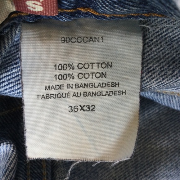 Levi's Jean Shorts 36" Cut-Offs - Picture 6 of 8